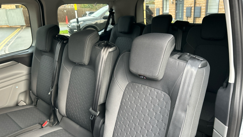 Ford Tourneo Custom 320 L1 Diesel Fwd 2.0 EcoBlue 136ps H1 Titanium 8 seater Auto